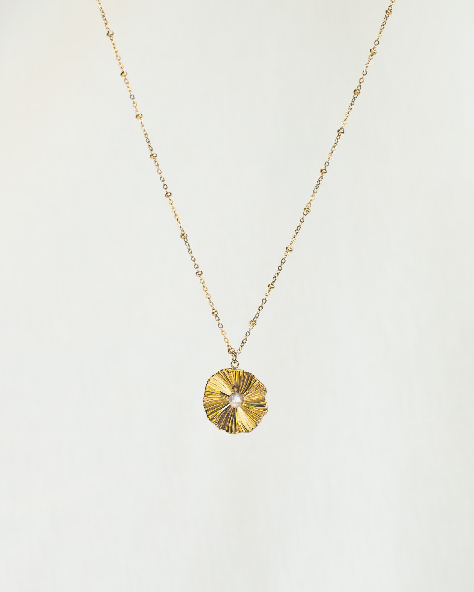 Silia parelbloem ketting - Solvej